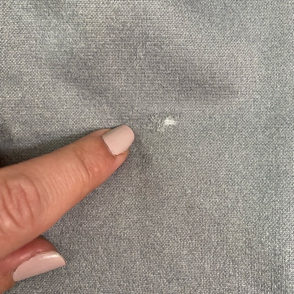 Under Armour Storm Hoodie Youth Gray and Black Fleece/ Fuzzy Water Resistant - Picture 11 of 12